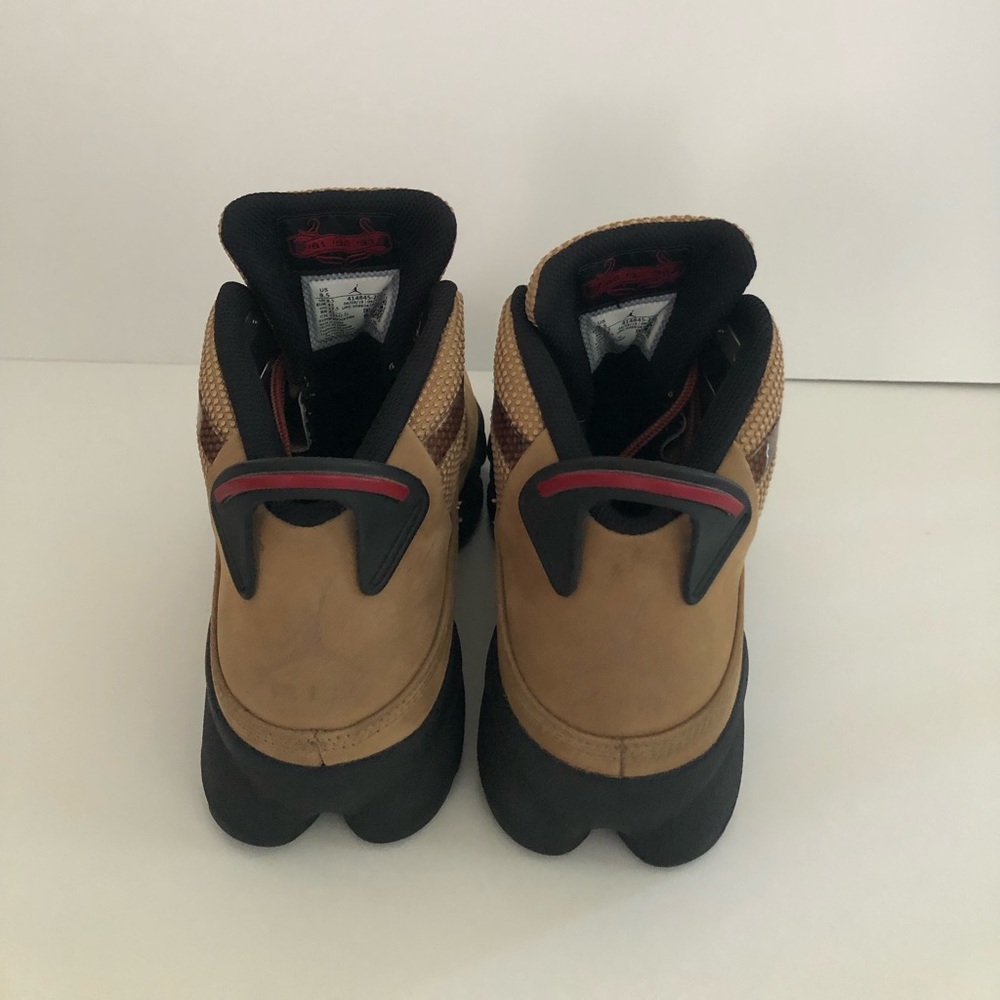 Nike Air Jordan - Picture 5 of 7